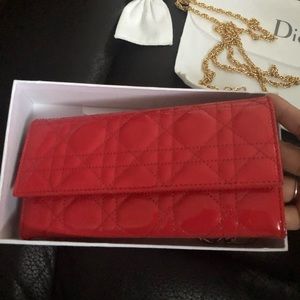 Dior wallet on chain